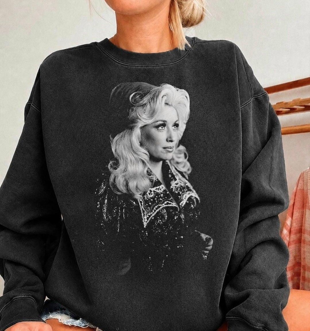Dolly black and white